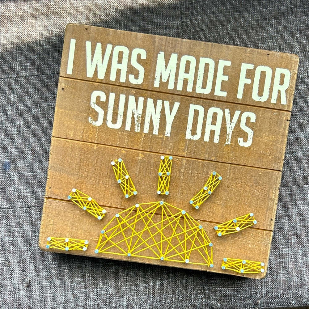☀️Sunny Days Wall Hanging